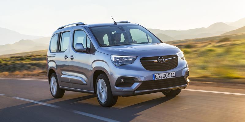 Opel Combo Life mit 7 Sitzen Frontansicht
